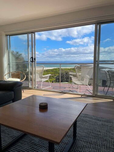 Sandbar Villa - Freycinet, TAS luxury accomodation
