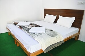 Deluxe Double Room, Mountain View | Free WiFi