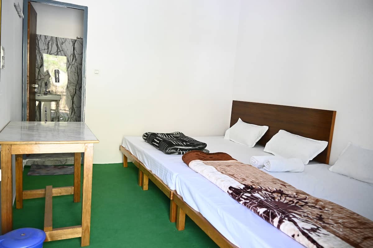 Deluxe Quadruple Room, Mountain View | Free WiFi