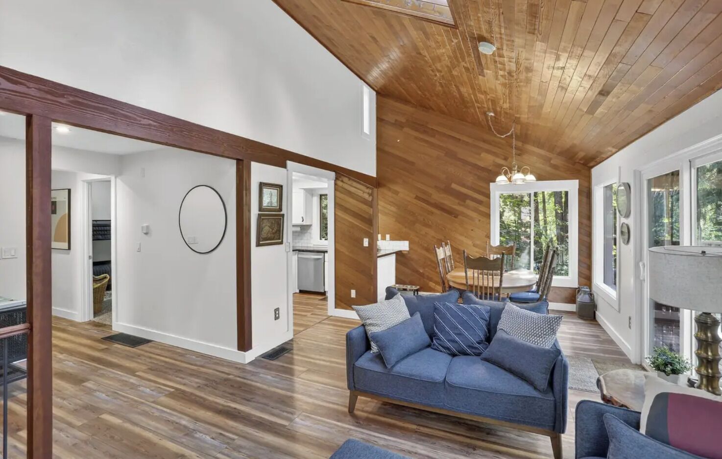 Smart TV, fireplace, books, computer monitors