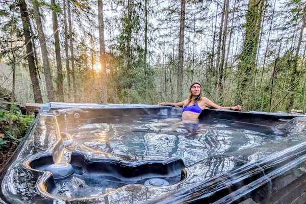 Bain à remous extérieur