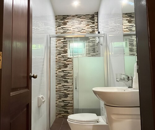 Ranchotel Guesthouse in Villasis