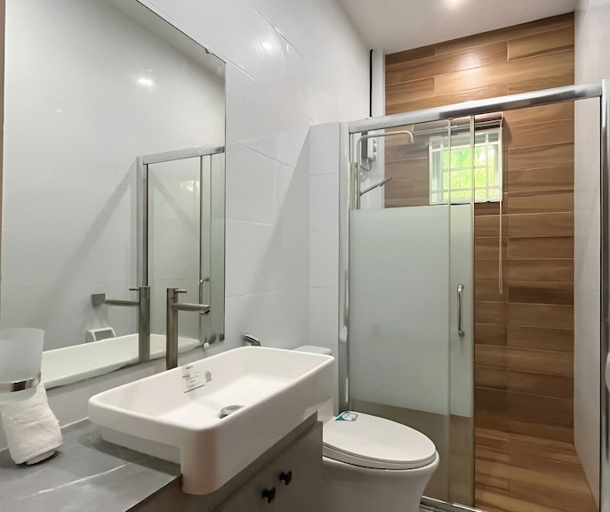 Ranchotel Guesthouse In Villasis - Rosales de Pangasinán