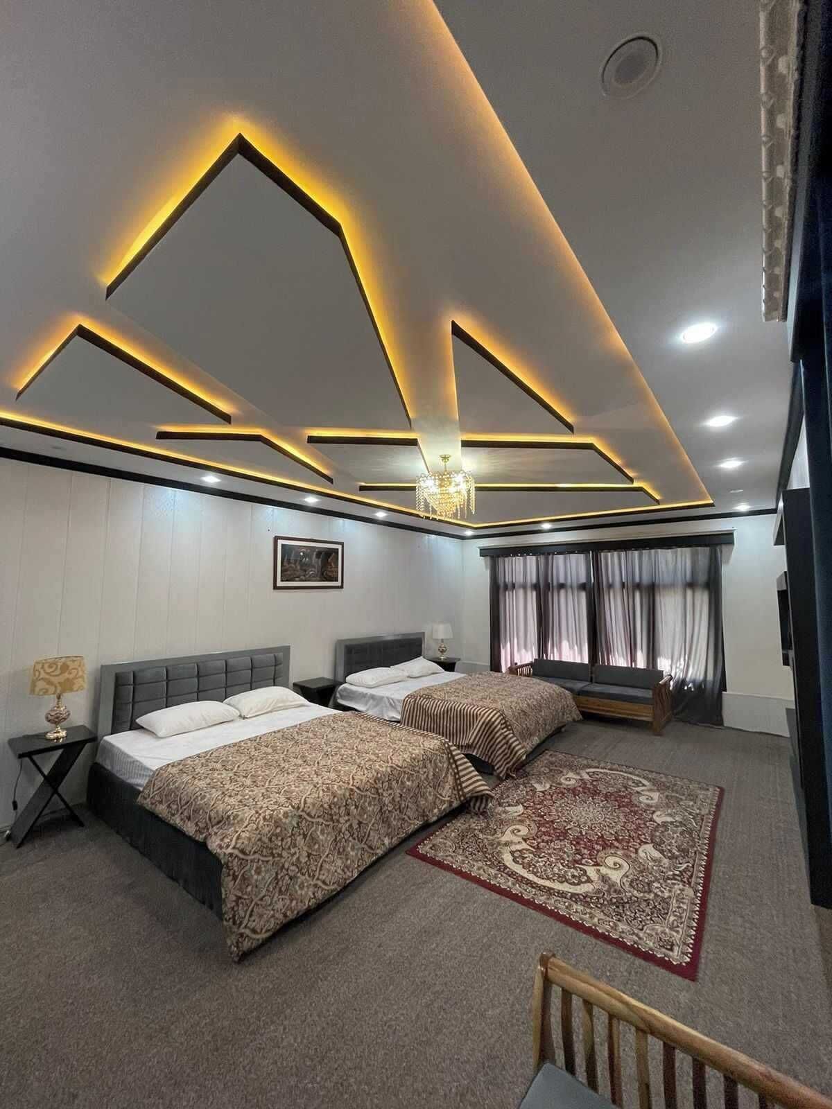 Deluxe Room, Mountain View | Soundproofing, iron/ironing board, free WiFi