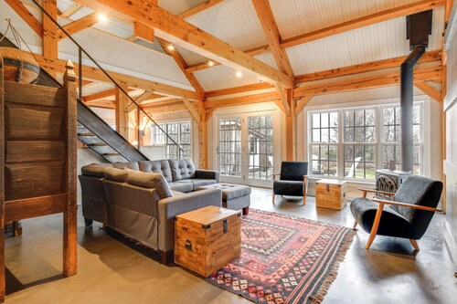 Hike, Bike, & Explore: Vermont Family Farmhouse!