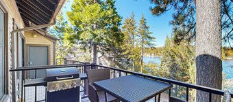 Lake Arrowhead Views! Condo w/ Shared Pool & Spa