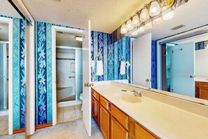 Hair dryer, towels - Gulf Views, Resort Perks: Suntide III - Unit 703 (South Padre Island)