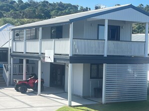 Exterior - Family Beach House - Prime Location (Riversdale Beach)