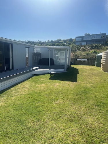 Family Beach House - Prime Location