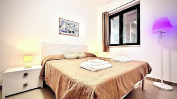 3 chambres, fer et planche Ă repasser, Wi-Fi gratuit, draps fournis