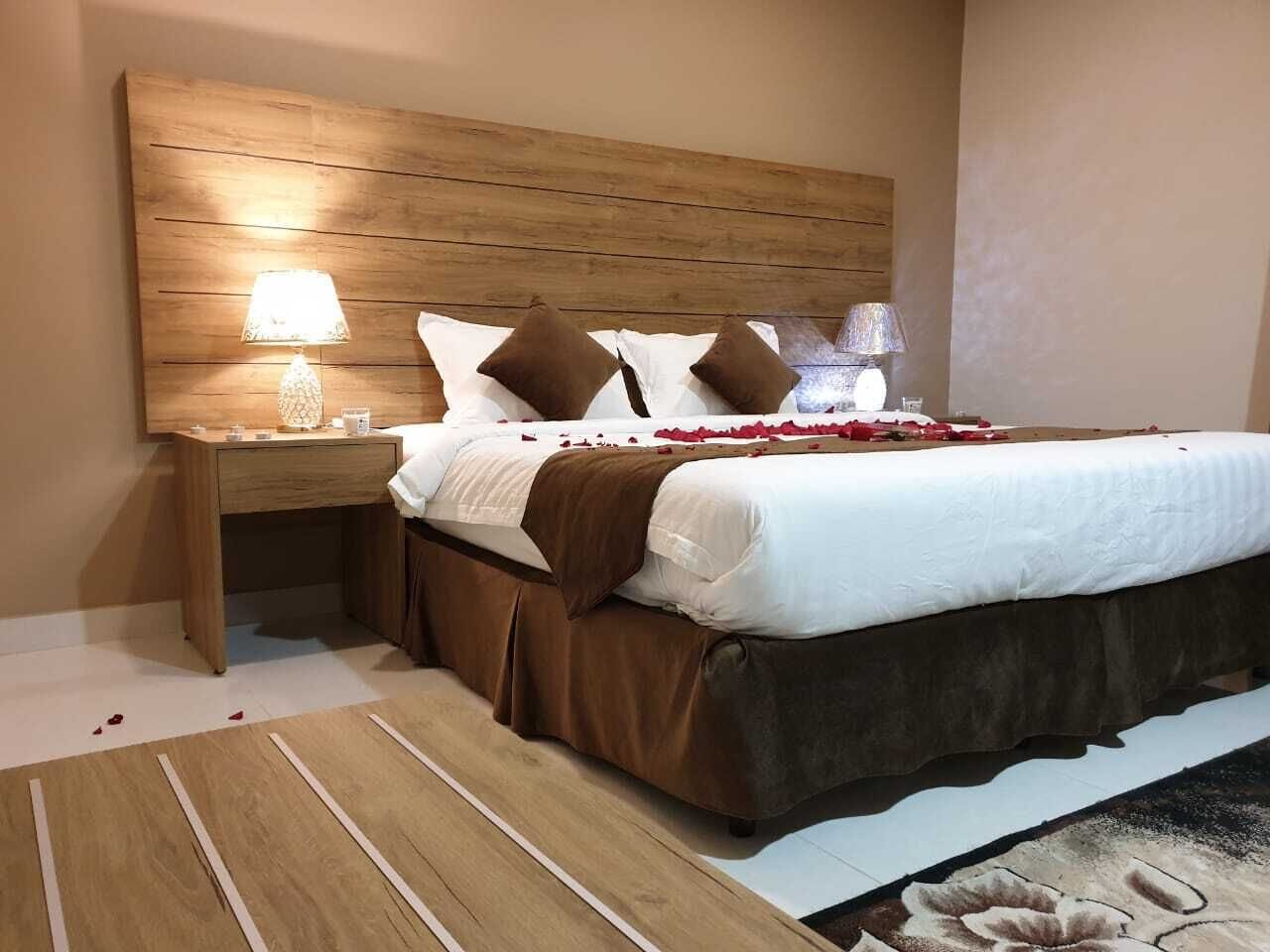 In-room safe, free WiFi, wheelchair access