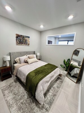 Bügeleisen/Bügelbrett, kostenloses WLAN, Bettwäsche