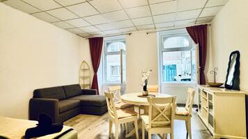 Eenvoudig appartement | Een strijkplank/strijkijzer, gratis wifi