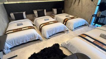 Vila Keluarga, 4 kamar tidur, Hewan Peliharaan Diizinkan | Brankas dan didekorasi berbeda-beda