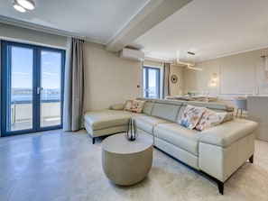 TV - Apartment Lamar by Interhome (Krk/Omišalj)