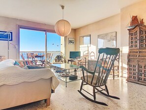TV - Baie du Soleil by Interhome (Six Fours)