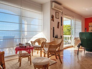 Interior - Sea View by Interhome (Opatija/Matulji)