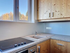 Fridge, microwave, oven, dishwasher - La Nova by Interhome (Les Arcs)