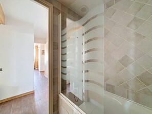 Bathroom - La Nova by Interhome (Les Arcs)