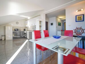 Dining - Sea View by Interhome (Opatija/Matulji)