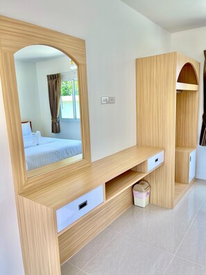 패밀리 빌라, 전용 욕실, 수영장 전망 | 객실 내 편의 시설/서비스