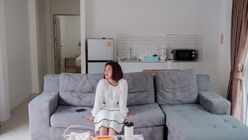 Een 50-inch televisie met kabelzenders