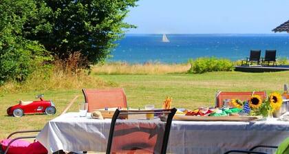 Fjellerup met uitzicht op het water