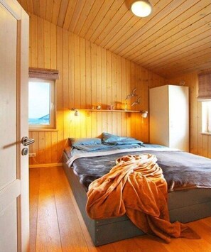 4 Schlafzimmer, Bügeleisen/Bügelbrett, Reisekinderbett, kostenloses WLAN