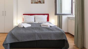 Iron/ironing board, free WiFi