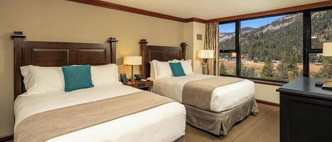 Iron/ironing board, Internet, bed sheets