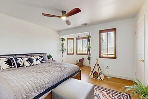 2 dormitorios, tabla de planchar con plancha, Internet y ropa de cama