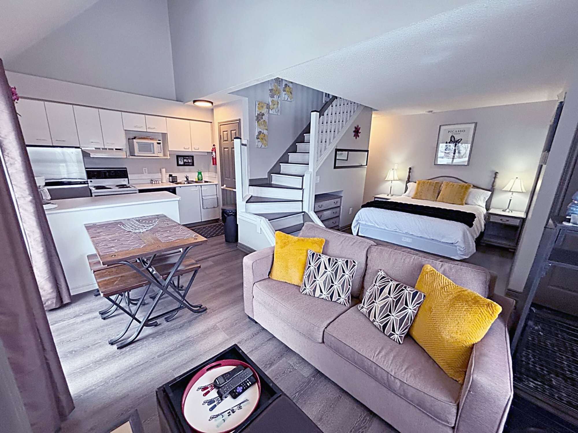 1 bedroom, WiFi, bed sheets