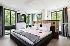 3 bedrooms, iron/ironing board, free WiFi, bed sheets - Penthouse 27 & SPA in Villa Mathilde (Ostseebad Binz)