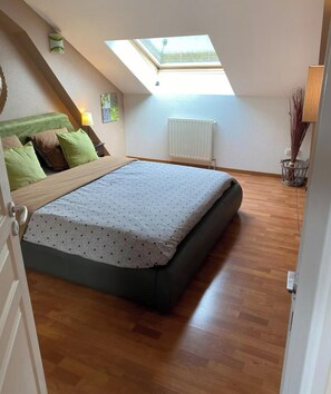 Desk, iron/ironing board, travel crib, free WiFi