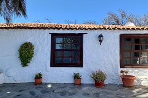 Exterior detail - Las Perez Country House with private pool (Granadilla de Abona)