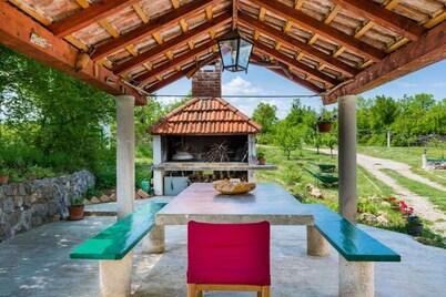 Village Holiday House Ivan Kozina with Pool