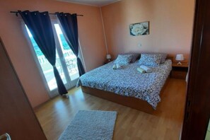 2 bedrooms, free WiFi - Two Bedroom Apartment With Terrace (A3) (Kampor)