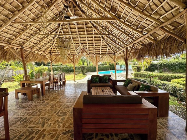Outdoor dining - Casa Siete Las Terrenas (Las Terrenas)