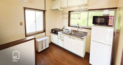 Central Island Villa near Shops Family Friendly and Convenient