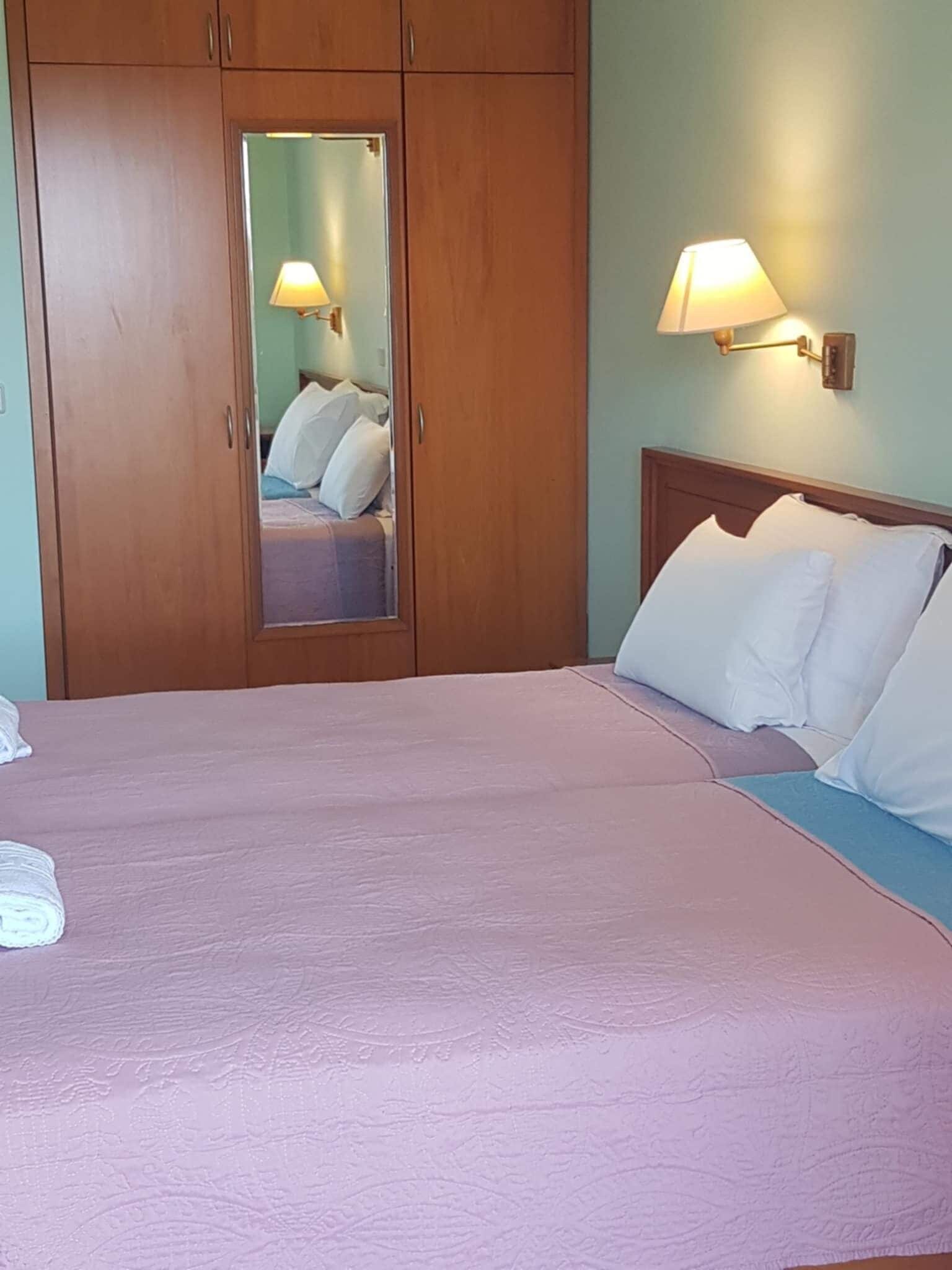 ตู้นิรภัยในห้องพัก, Wi-Fi ฟรี