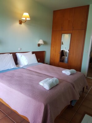 Caja de seguridad en la habitación y wifi gratis