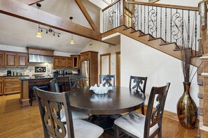 Dining - Bacliff Family Getaway w/ Game Room + Private Pool (Bacliff)