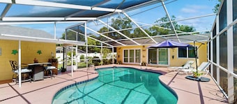 Pool Access! Dog-Friendly Retreat 16 Mi to Orlando