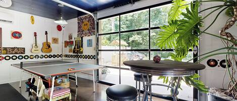 غرفة الألعاب