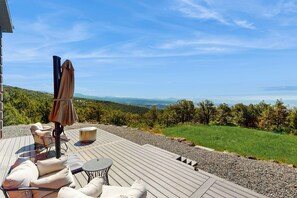Terrace/patio - Modern, 35-Acre Mtn Escape in Cedaredge! (Cedaredge)