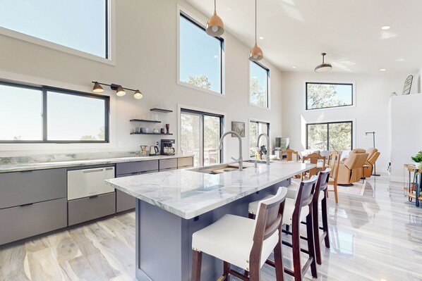Fridge, stovetop, dishwasher, coffee/tea maker - Modern, 35-Acre Mtn Escape in Cedaredge! (Cedaredge)