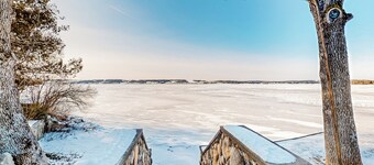 2BR Dog-Friendly Lakefront View w/ Fireplace