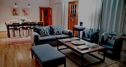 Self-catering farmhouse on working farm, a peaceful retreat outside of Underberg