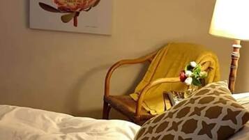 Fer et planche Ă repasser, Wi-Fi, draps fournis