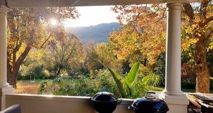 Self-catering farmhouse on working farm, a peaceful retreat outside of Underberg